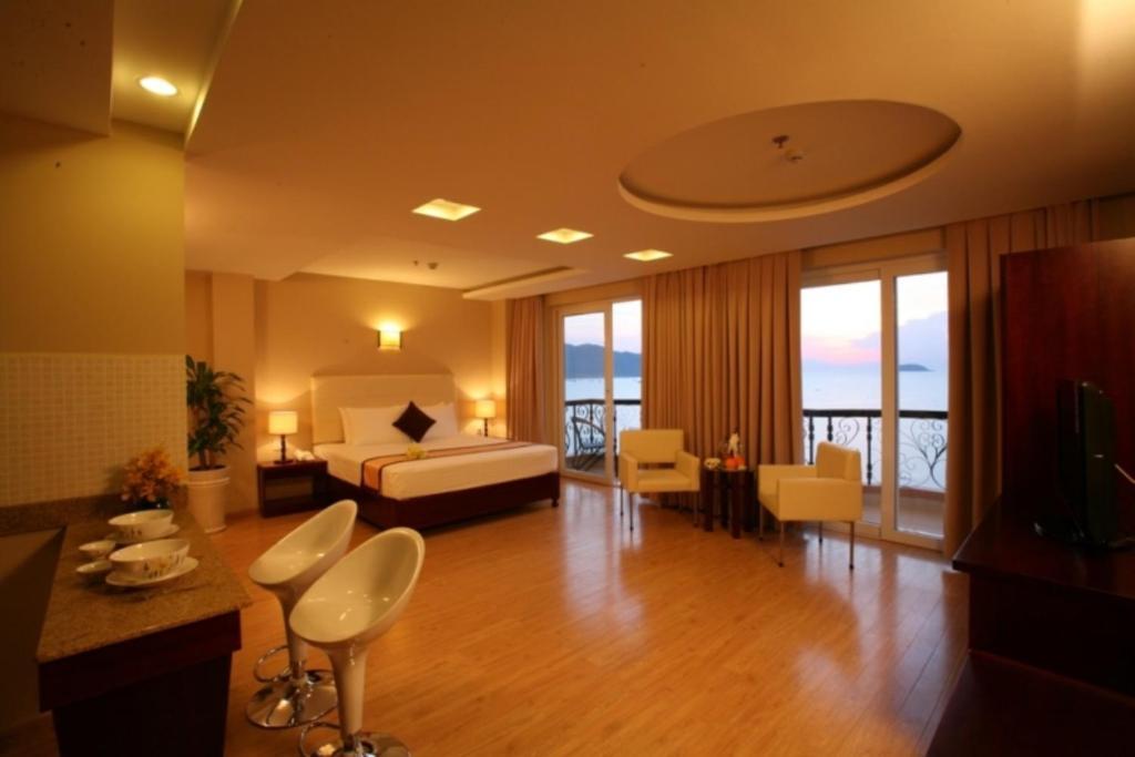 Fairy Bay Hotel Nha Trang Exterior photo