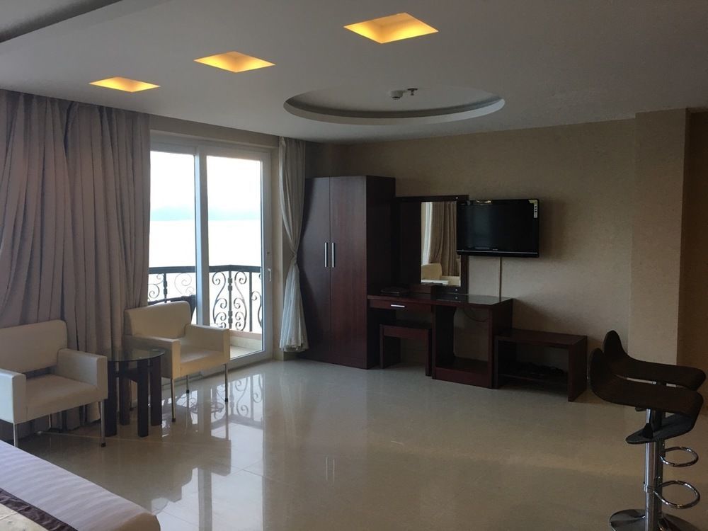 Fairy Bay Hotel Nha Trang Exterior photo